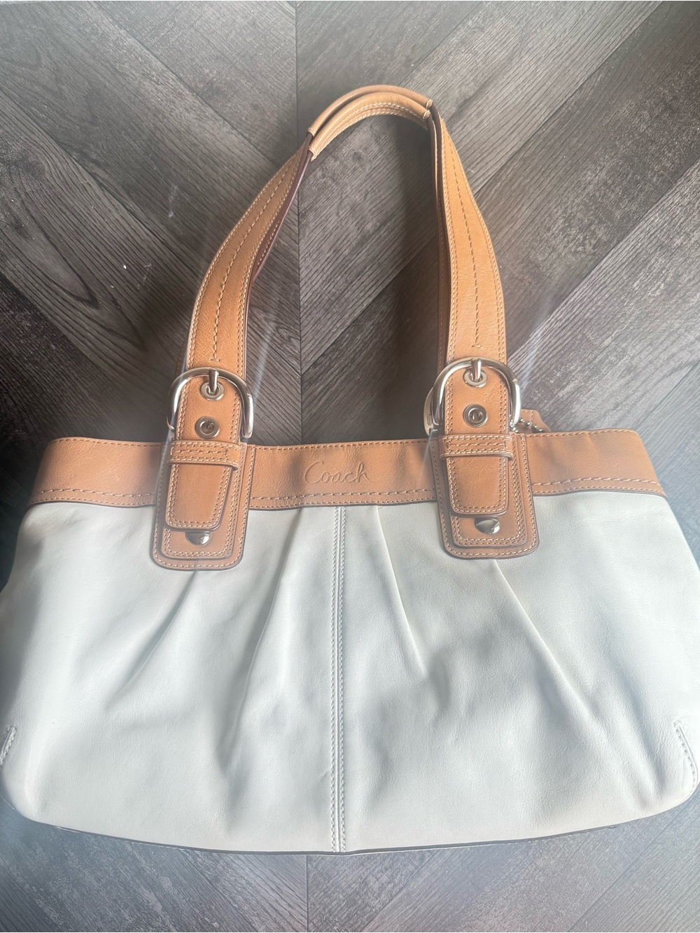 Coach Soho Pleated Leather Shoulder Tote Off White Tan Leather